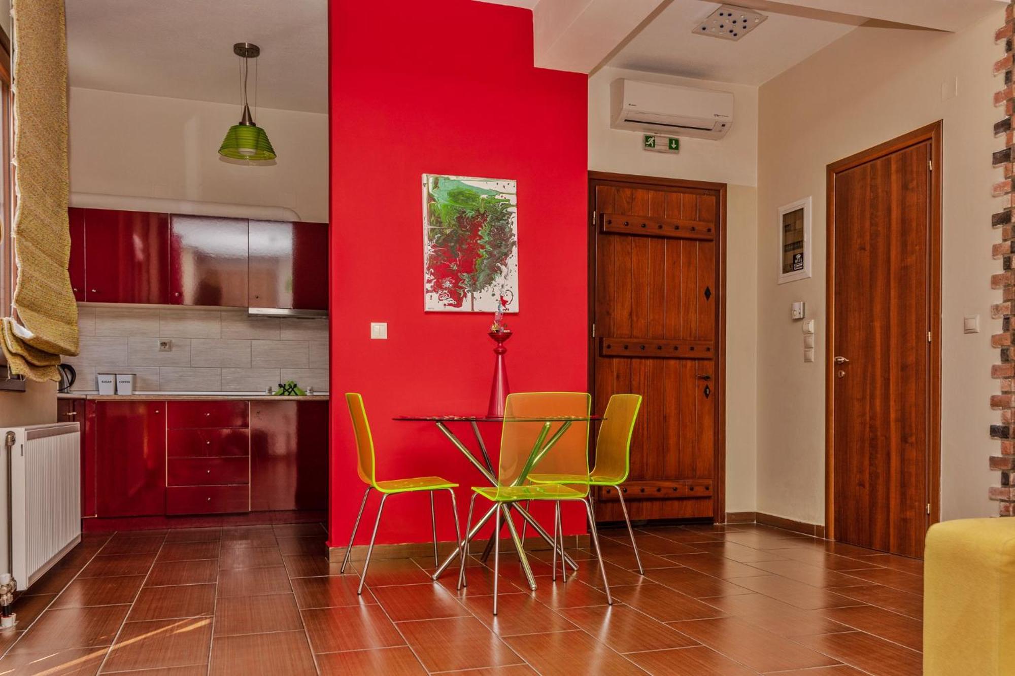 Lions Nine Aparthotel Mourésion Kamer foto